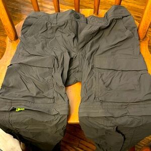 REI convertible pants kids Med (10-12)